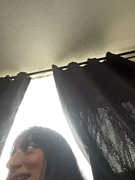 Mia fiire online show from 02/07/26, 09:07