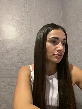 Snapshot of MonikaSi chatting on 12/02/25, 06:03 MonikaSi online show from 12/02/25, 06:03