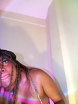 GraceMaaceey online show from 03/11/26, 05:02