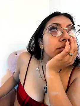 Dafne se online show from 12/18/25, 12:06