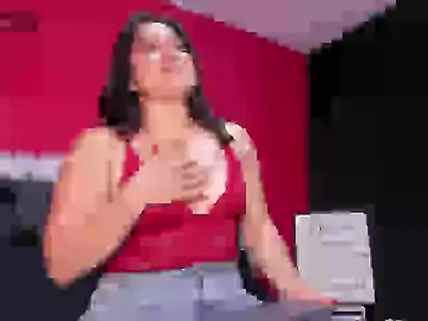 Snapshot of Leonis-O chatting on 12/16/25, 03:22 Leonis-O online show from 12/16/25, 03:22