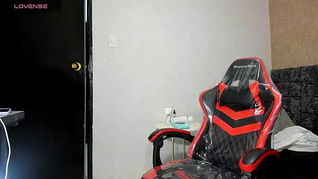 Snapshot of Brizza_H033 chatting on 02/05/26, 08:57 Brizza H033 online show from 02/05/26, 08:57