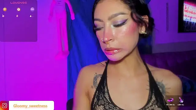 Snapshot of Ounla_Sweet chatting on 05/04/26, 03:02 Ounla Sweet online show from 05/04/26, 03:02