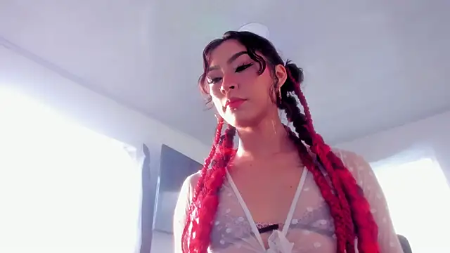 Snapshot of Ounla_Sweet chatting on 05/11/26, 10:18 Ounla Sweet online show from 05/11/26, 10:18