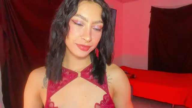 Snapshot of Ounla_Sweet chatting on 05/18/26, 07:25 Ounla Sweet online show from 05/18/26, 07:25