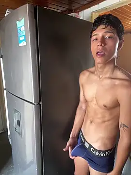 Snapshot of Diego_Navas1 chatting on 12/18/25, 03:40 Diego Navas1 online show from 12/18/25, 03:40