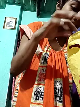 Snapshot of Cute_diya023 chatting on 02/13/26, 02:40 Cute diya023 online show from 02/13/26, 02:40