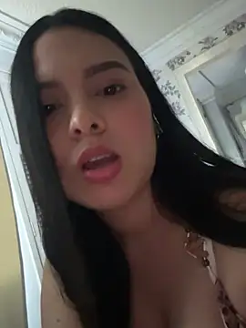 Snapshot of sweet_ruby_ chatting on 04/24/26, 10:12 sweet ruby online show from 04/24/26, 10:12
