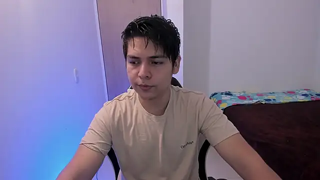 Asta YunoXXX online show from 04/16/26, 12:44