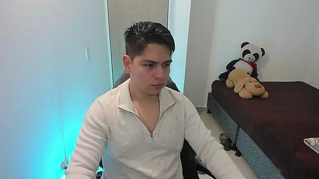 Asta YunoXXX online show from 05/01/26, 03:33
