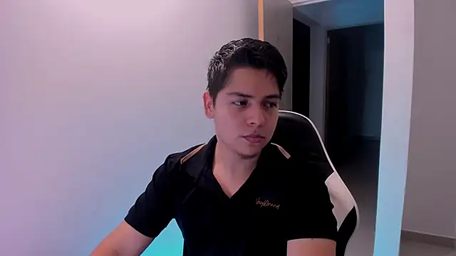 Asta YunoXXX online show from 06/05/26, 01:01
