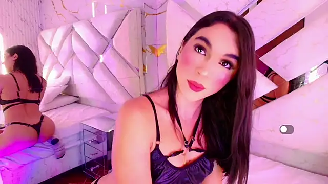 Isa Villaa online show from 04/24/26, 03:09