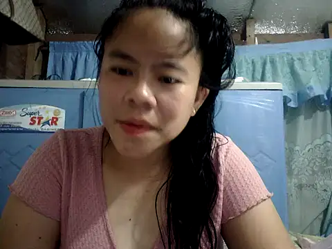 Snapshot of xxdreamgirl69 chatting on 06/30/26, 10:33 xxdreamgirl69 online show from 06/30/26, 10:33