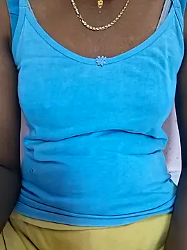 Snapshot of Tamil_Laksh chatting on 12/16/25, 05:34 Tamil Laksh online show from 12/16/25, 05:34