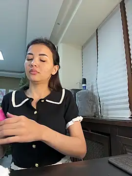 cordeliawow online show from 12/19/25, 05:03