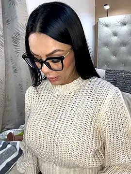 Snapshot of SofhiaTaylor chatting on 01/10/26, 12:56 SofhiaTaylor online show from 01/10/26, 12:56