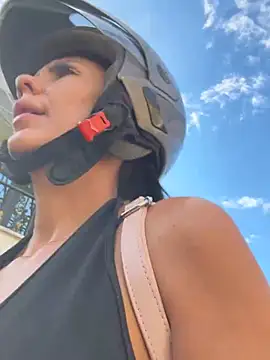 Snapshot of SofhiaTaylor chatting on 02/03/26, 09:09 SofhiaTaylor online show from 02/03/26, 09:09