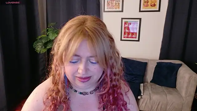 MilfArlet online show from 01/12/26, 07:30