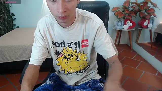 LucassSmith11 online show from 12/01/25, 01:27