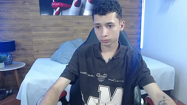 LucassSmith11 online show from 03/11/26, 08:04