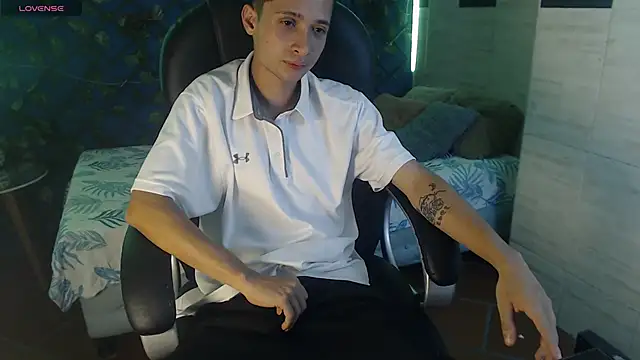 LucassSmith11 online show from 04/05/26, 06:38