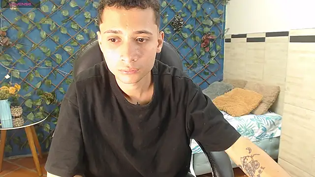 LucassSmith11 online show from 04/07/26, 07:14