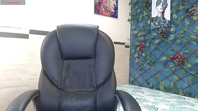 LucassSmith11 online show from 04/23/26, 09:28