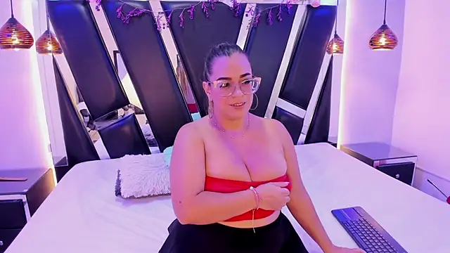 MHONIKBELUCCI online show from 04/09/26, 11:10