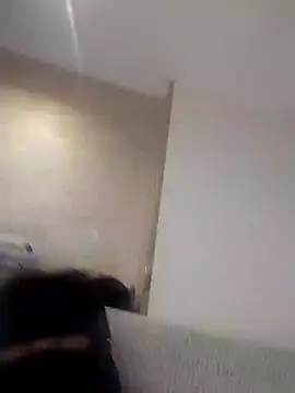 Snapshot of lolotheone chatting on 05/20/26, 11:22 lolotheone online show from 05/20/26, 11:22