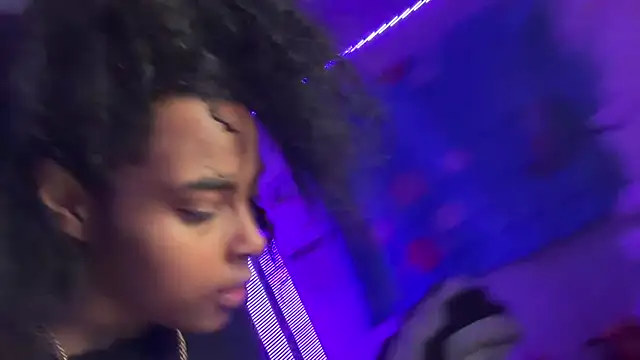 Snapshot of sevynsexysinss chatting on 12/22/25, 09:39 sevynsexysinss online show from 12/22/25, 09:39