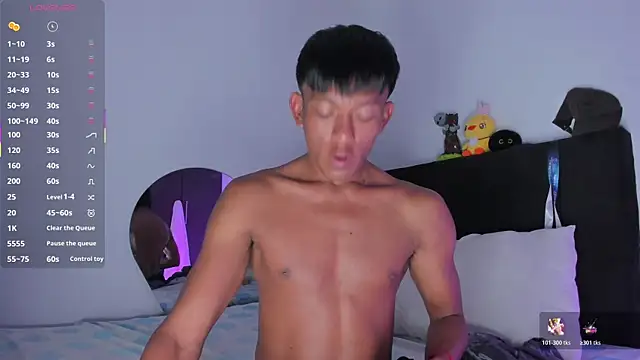 santinaughty online show from 04/11/26, 08:46