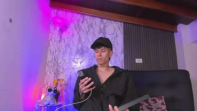 Jake beach  online show from 02/08/26, 02:31