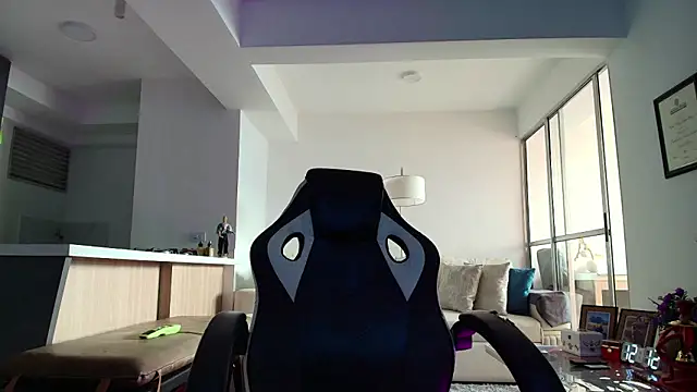 liorvante online show from 02/12/26, 01:39