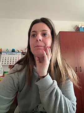 Snapshot of Sareyxon chatting on 02/18/26, 07:26 Sareyxon online show from 02/18/26, 07:26