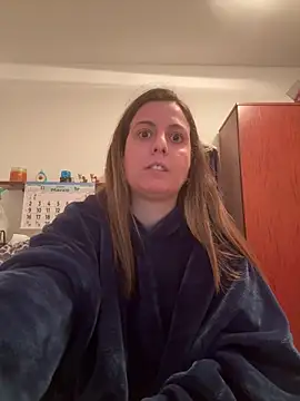 Snapshot of Sareyxon chatting on 03/02/26, 05:42 Sareyxon online show from 03/02/26, 05:42