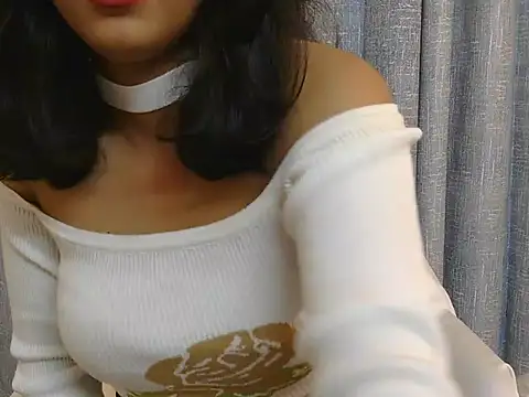 Piyyuu online show from 12/13/25, 08:36