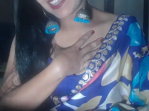 Hotronita123 online show from 03/04/26, 05:08