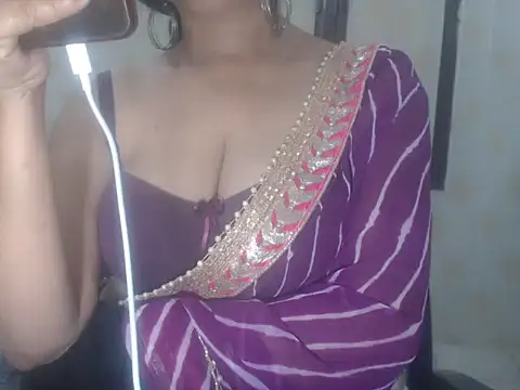 Hotronita123 online show from 03/12/26, 05:13