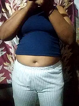 Snapshot of DIKLOOVERR chatting on 02/17/26, 05:08 DIKLOOVERR online show from 02/17/26, 05:08