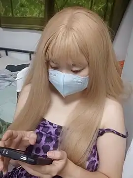 miniiceyya online show from 06/13/26, 03:43