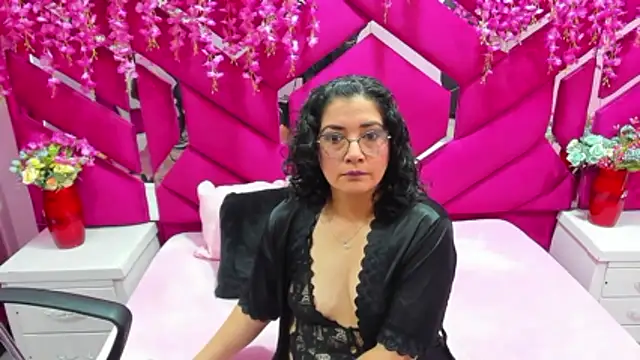 Alexa Sanz online show from 12/17/25, 07:20