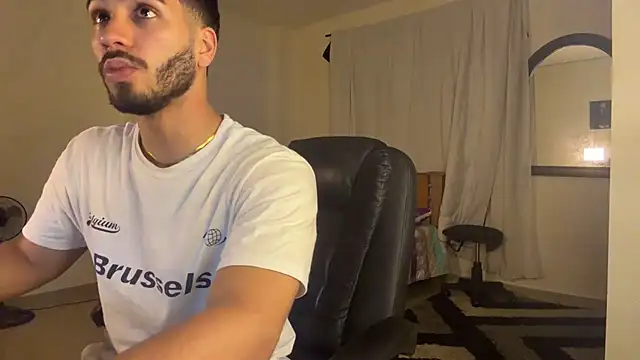 Franco banderas online show from 04/24/26, 10:34