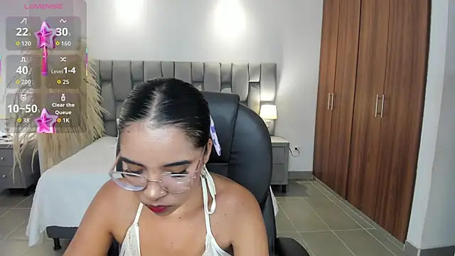 alana martiins online show from 06/23/26, 06:39