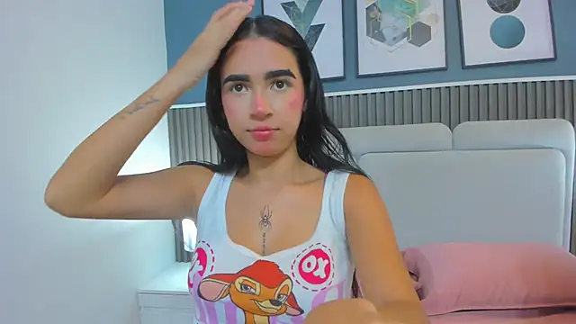 Miia cute18 online show from 04/22/26, 11:23