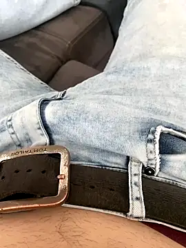 Snapshot of Magicboysz chatting on 12/03/25, 02:15 Magicboysz online show from 12/03/25, 02:15