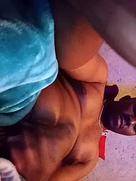 Snapshot of mhluzipip chatting on 11/30/25, 12:25 mhluzipip online show from 11/30/25, 12:25