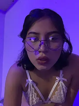 Arely-L1 online show from 03/05/26, 05:36