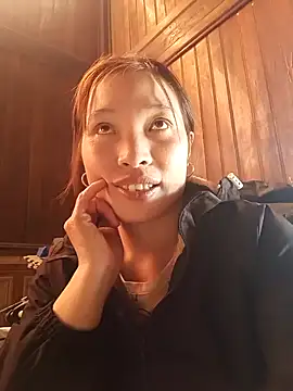 Evelyn-n online show from 11/30/25, 07:23