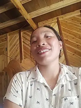 Snapshot of Evelyn-n chatting on 06/24/26, 09:52 Evelyn-n online show from 06/24/26, 09:52