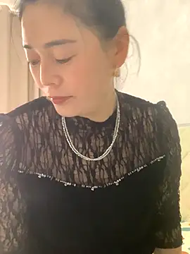 Manlili520 online show from 12/02/25, 03:23